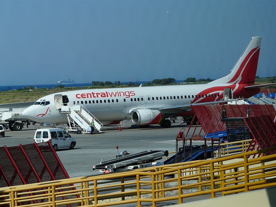 Aircraft registered SP-LLE