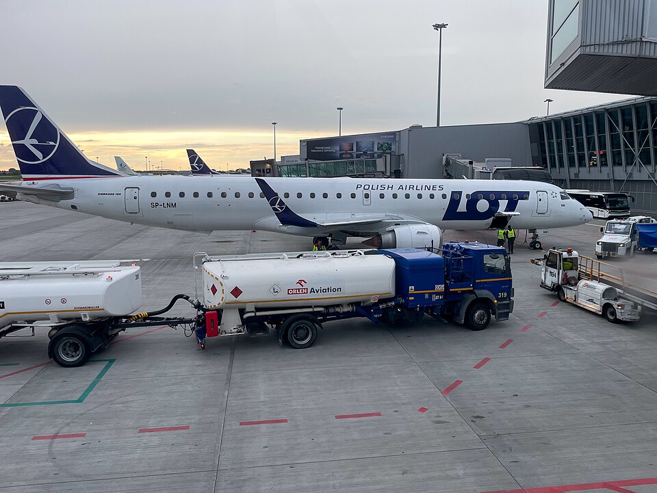 Aircraft registered SP-LNM