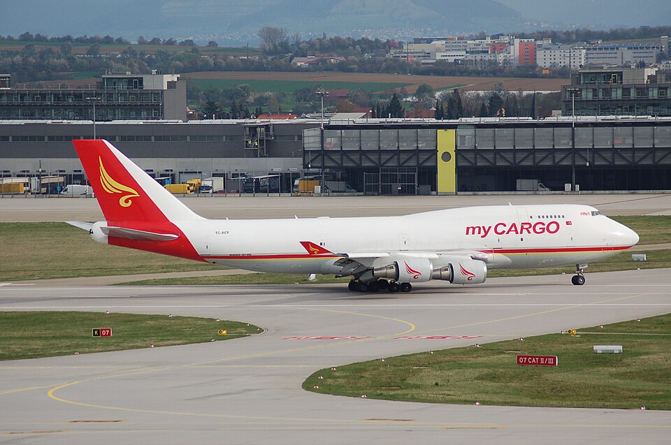 Aircraft registered TC-ACF