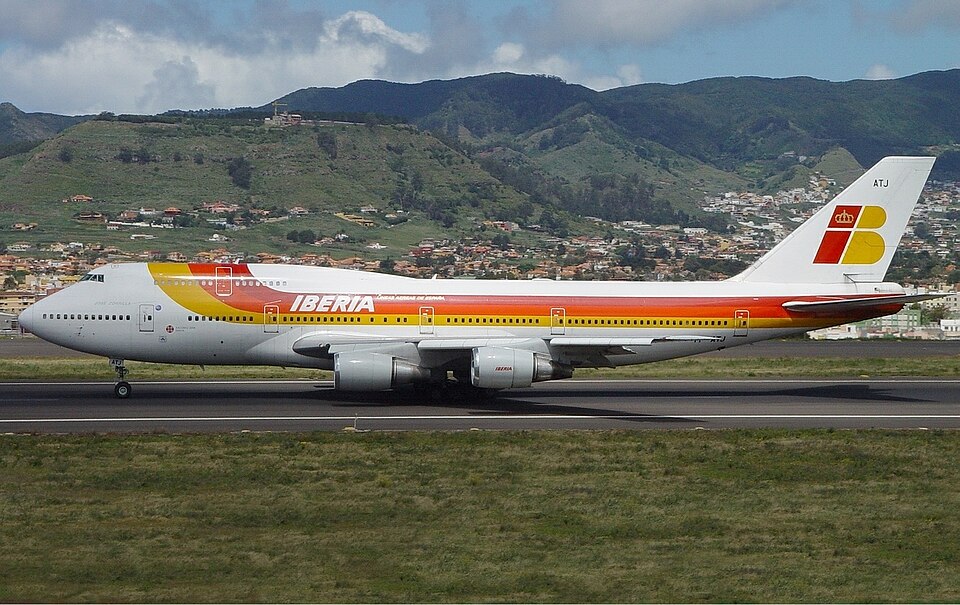 Aircraft registered TF-ATJ