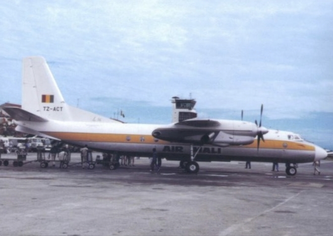 Aircraft registered TZ-ACT