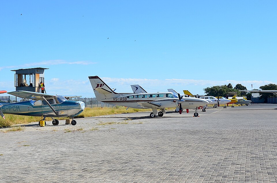 Aircraft registered V5-ASB