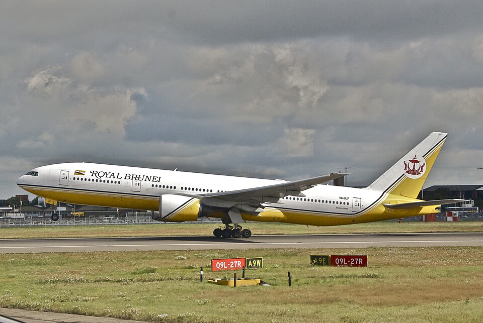 Aircraft registered V8-BLF