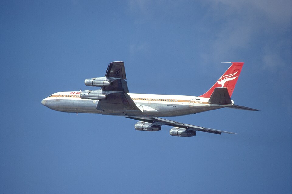 Aircraft registered VH-EAC