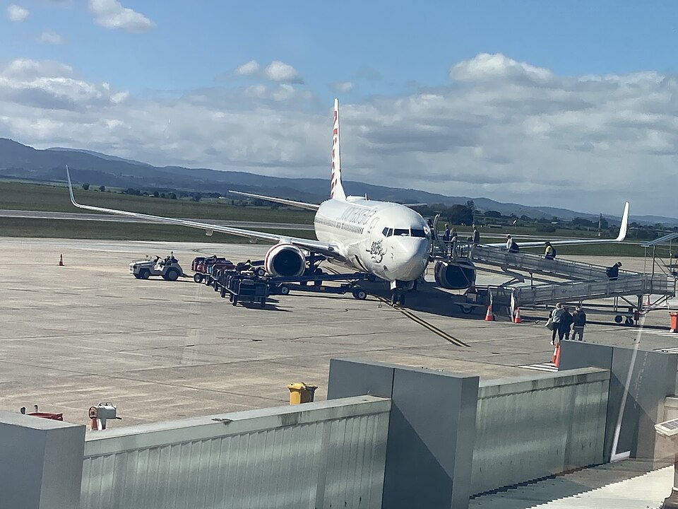 Aircraft registered VH-YQR