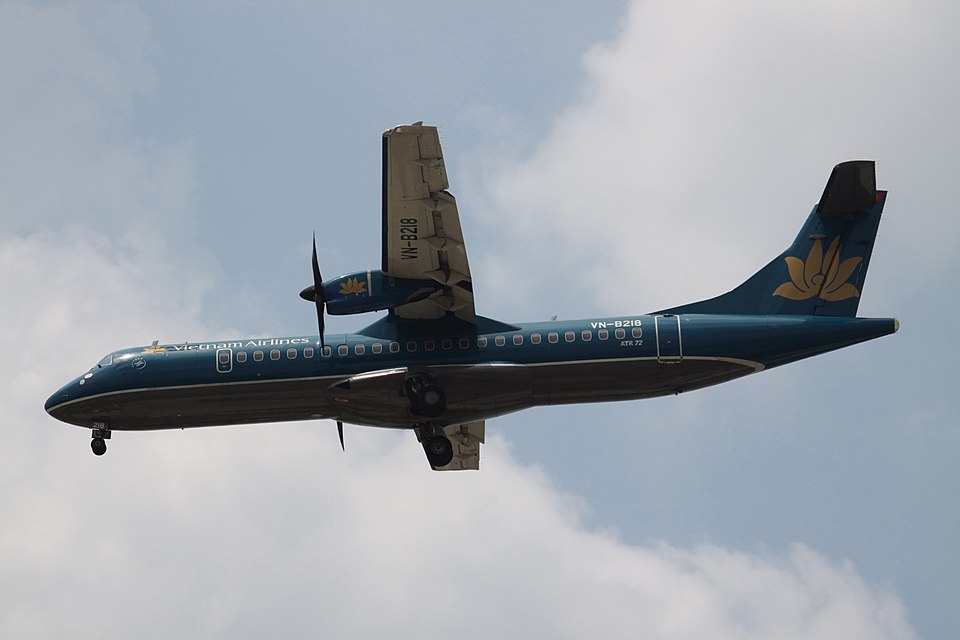 Aircraft registered VN-B218