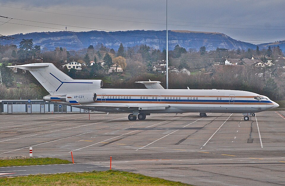Aircraft registered VP-CZY