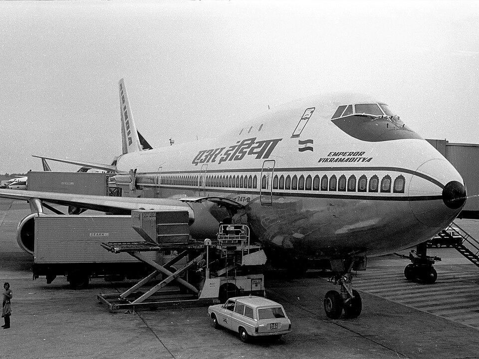 Aircraft registered VT-EBO