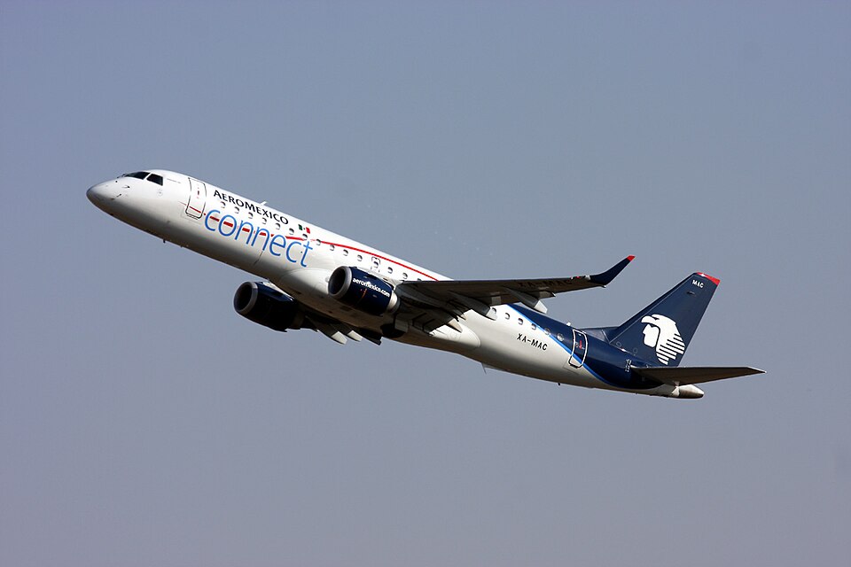 Aircraft registered XA-MAC