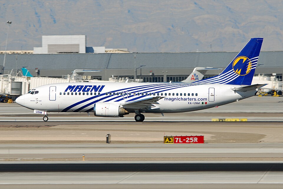 Aircraft registered XA-UNM