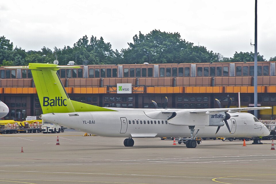 Aircraft registered YL-BAI