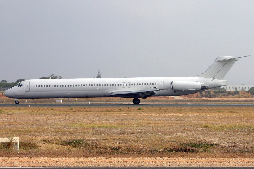 Aircraft registered YR-MDT