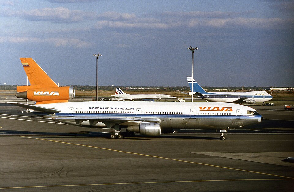Aircraft registered YV-135C