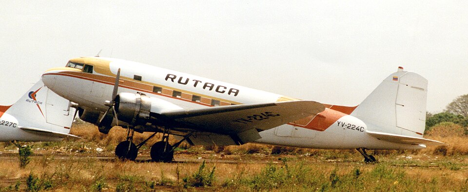 Aircraft registered YV-224C