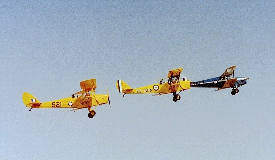 Aircraft registered ZS-DHR