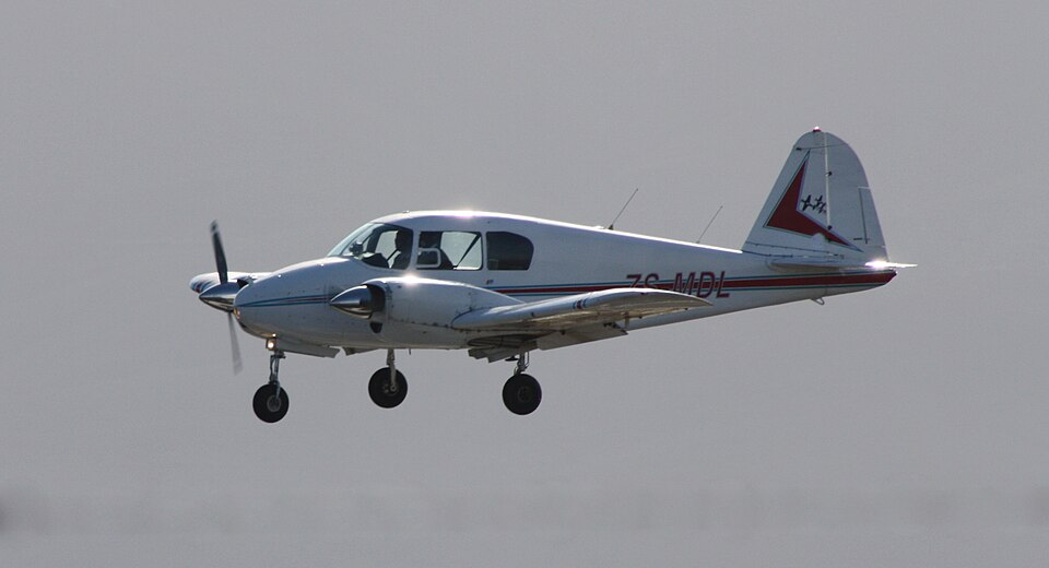 Aircraft registered ZS-MDL