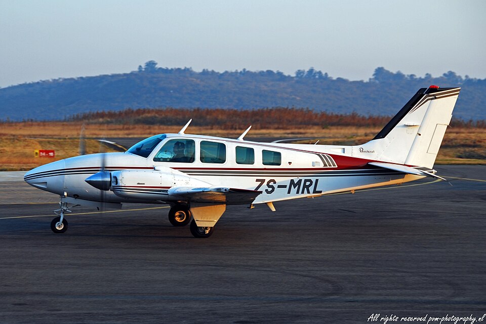 Aircraft registered ZS-MRL