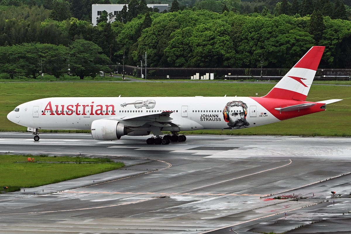 Johann Strauss 200 livery