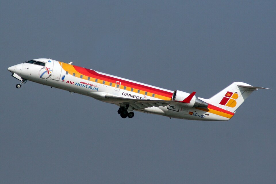 BOMBARDIER CRJ 200