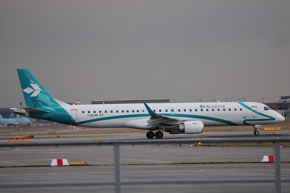 Embraer E190/E195 aircraft